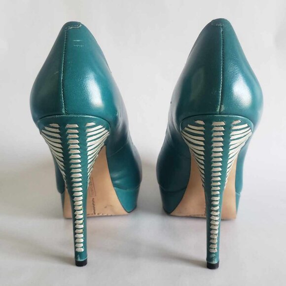 Vince Camuto, 11, Teal Heels - Picture 2 of 4